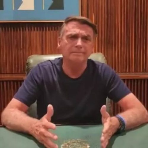 Bolsonaro quebra o silÃªncio e de maneira direta pede pede que manifestantes desobstruam rodovias