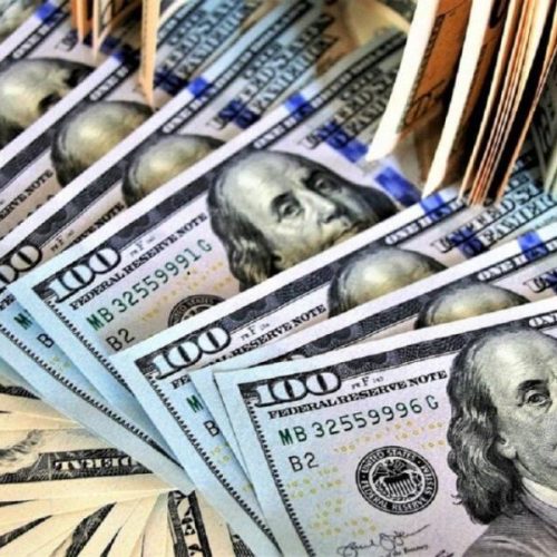 Forte alta do dólar em meio a temores sobre nova regra fiscal; Confira