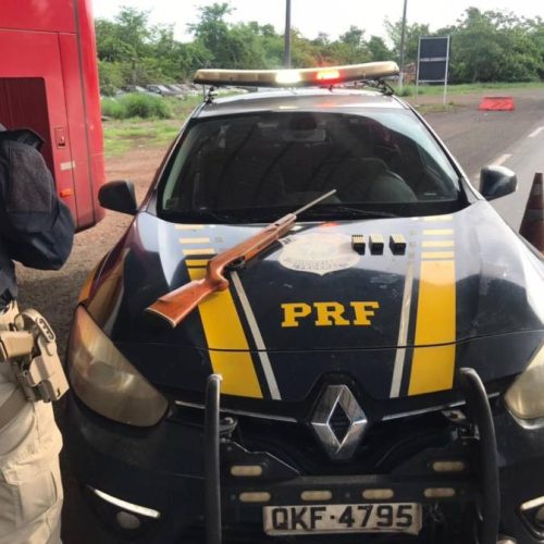 PRF apreende arma de fogo e munições em Palmeiras do Tocantins/TO