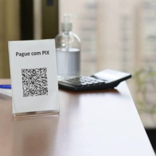 "Pix" completa dois anos: saiba mais sobre as movimentações e os projetos futuros da ferramenta