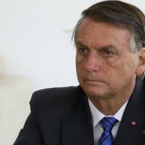 Sem agenda,  Jair Bolsonaro terceiriza governo para vice Mourão e resiste em trabalhar no Planalto