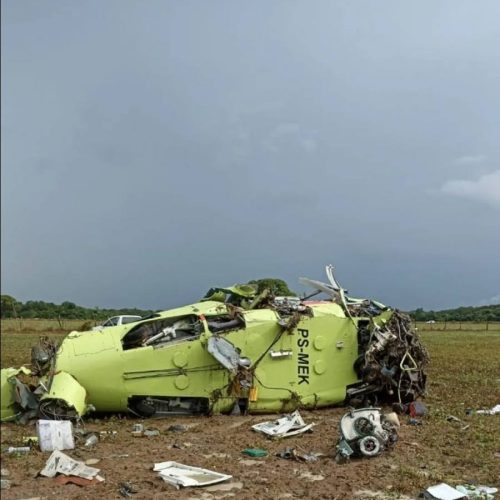 Urgente: Helicóptero cai na zona rural entre  a região de Porto Nacional e Silvanópolis na tarde desta sexta-feira, 25; duas pessoas ficaram feridas