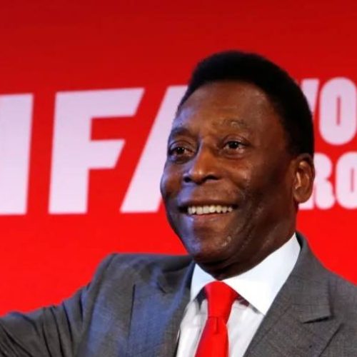 Pelé diz que vai assistir ao jogo do Brasil contra a Coreia do Sul no hospital