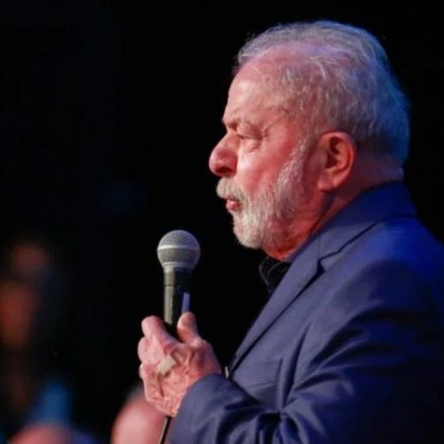 Lula anuncia nomes de 16 ministros; Kátia Abreu fica de fora