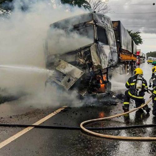 Num dia, bombeiros militares atendem trÃªs acidentes de trÃ¢nsito em Gurupi