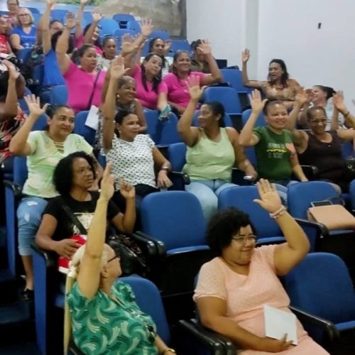 Em Peixe, profissionais da educação deflagram greve a partir de 08 de fevereiro