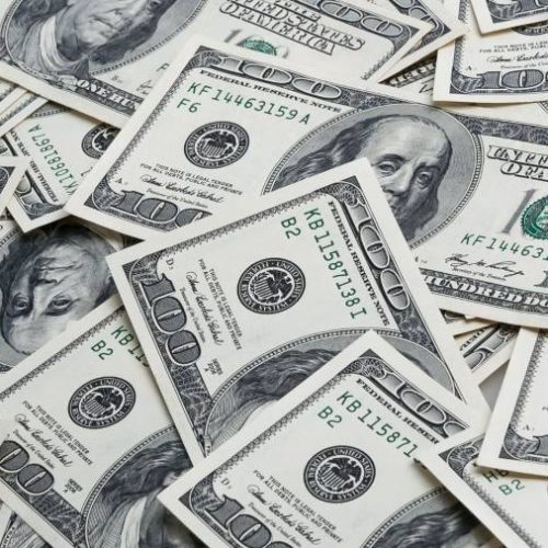 Dólar recua na última semana e fecha em baixa de 0,96%; confira as últimas oscilações