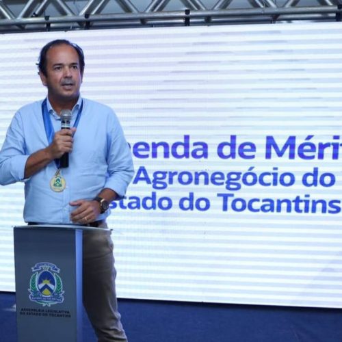 Presidente da FIETO recebe Comenda de Mérito do Agronegócio na Agrotins