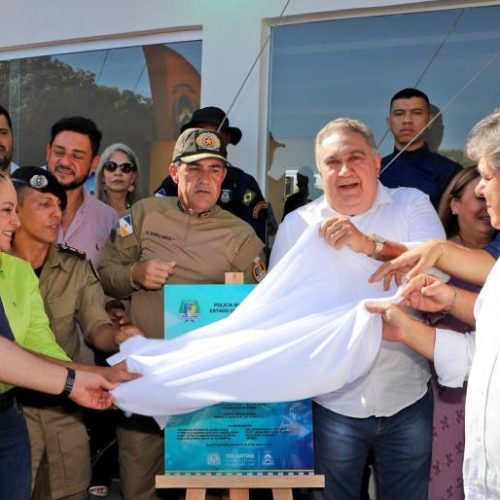 Governador em exercício, Laurez Moreira, entrega estrutura de duas escolas, em Gurupi