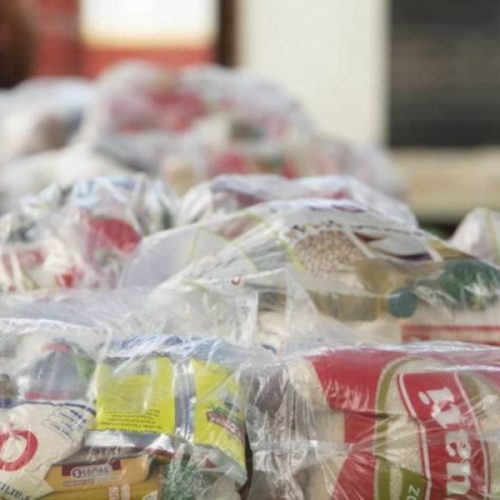 Polícia Federal abre inquérito para apurar golpes envolvendo doação de cestas de alimentos