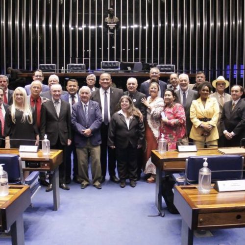 Sessão Solene no Senado comemora 65 anos da Abrajet