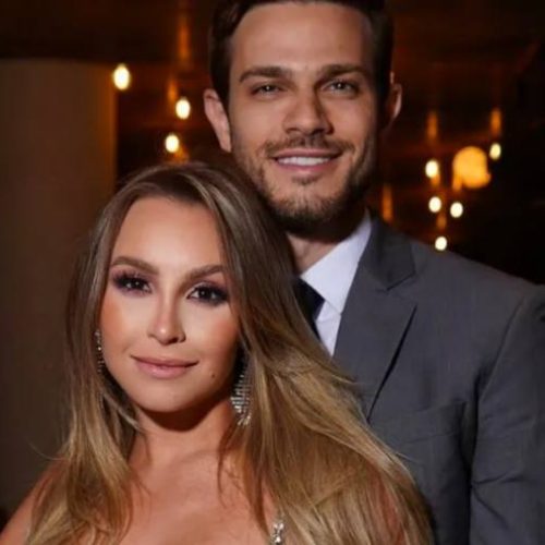 Após dois meses separados, Carla Diaz e Felipe Becari reatam o namoro