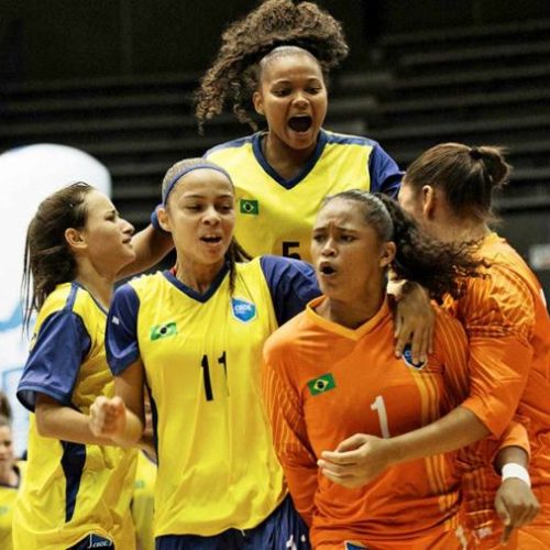 Time tocantinense de futsal feminino é vice-campeão em campeonato mundial na Sérvia