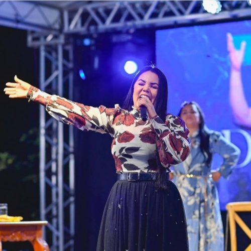 Cantora Gospel lança novo Single "Deus não falha"; confira