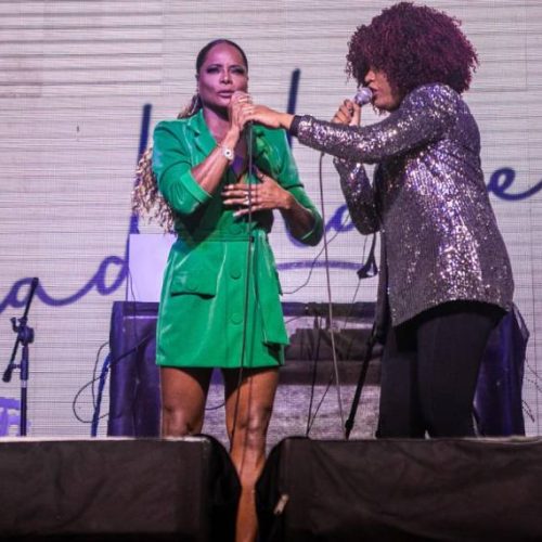 No mÃªs da ConsciÃªncia Negra Adriana Bombom participou em São Paulo de evento de Beleza para mulher Preta