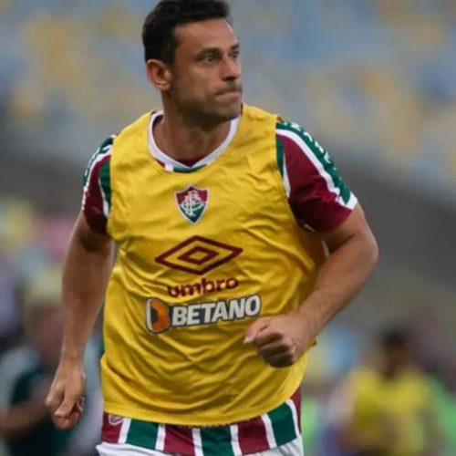 Vídeo: Fred, ídolo do fluminense, é alvo de assaltantes Ã  mão armada no Rio