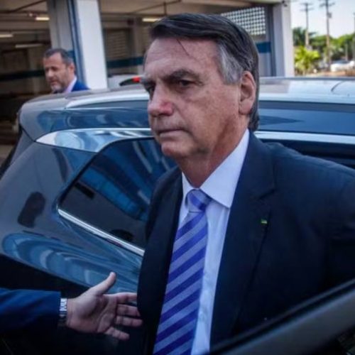 Defesa de Bolsonaro pede ao Supremo que passaporte seja devolvido