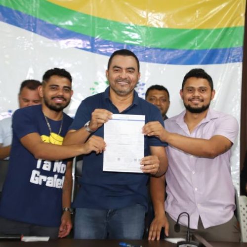 Pré-candidato a prefeito de São Bento do Tocantins Ernandes Fernandes se filia ao Republicanos