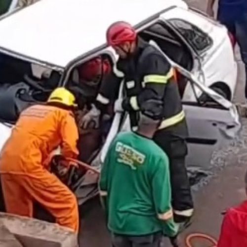 Em Colinas: Bombeiros socorrem vítimas de acidente