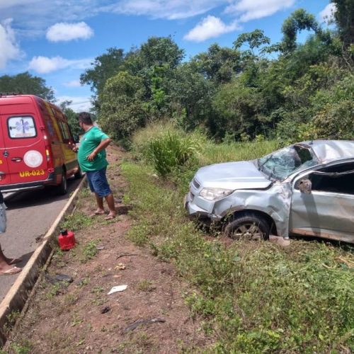 Acidente na BR-153 registrado pelos Bombeiros no domingo deixa mulher ferida