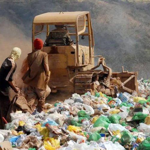 Governo Federal dá prazo final para que municípios acabem com os lixões de uma vez e façam uso de aterros sanitários