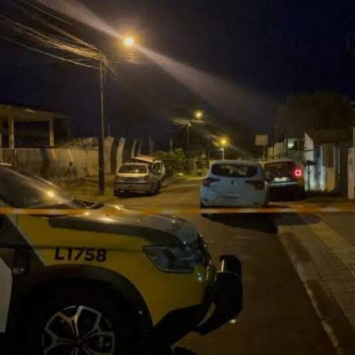 DT plantão policial: Corpo é encontrado ao lado de arma de fogo dentro de carro, em Augustinópolis; PM investiga o caso