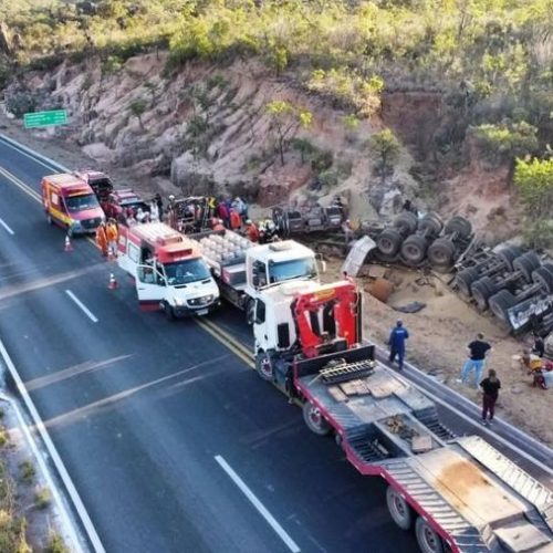 Jovem de 22 anos é soterrada por caminhão de soja e morre