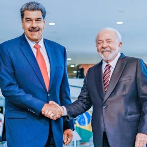 Lula defende eleição de Maduro da Venezuela: "nada anormal"