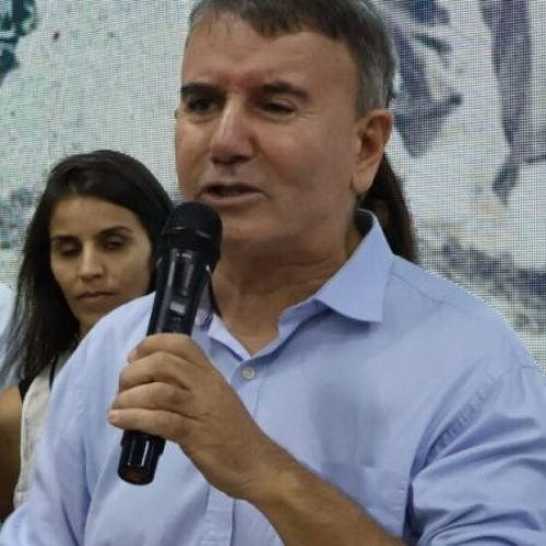 Convenção conjunta homologa candidatura de Eduardo Siqueira Campos para a Prefeitura de Palmas; surpresa no vice da chapa