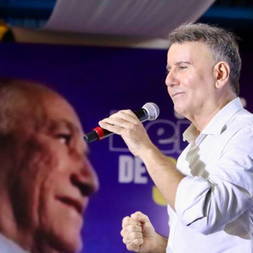 Eduardo Siqueira Campos é oficializado candidato a prefeito de Palmas com Carlos Velozo como vice