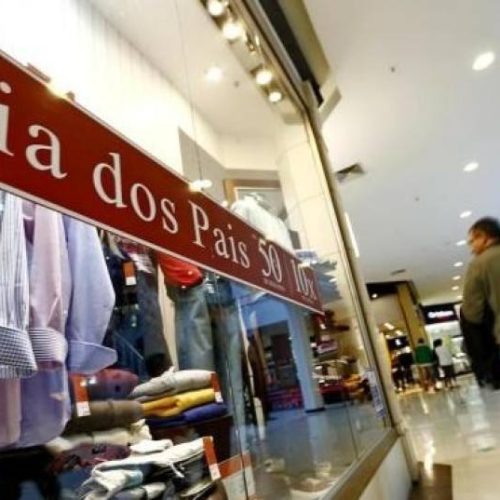 Dia dos Pais movimenta mais de R$ 25 bilhões na economia brasileira