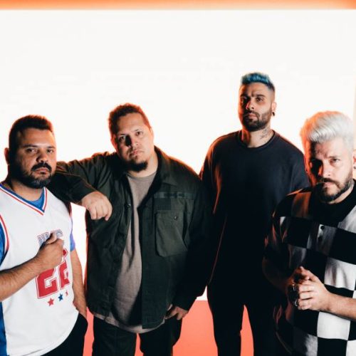 Banda Morada lança álbum ao vivo da "Tour Adore" em plataformas digitais