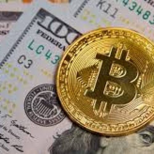 Bitcoin dispara e dólar chega a R$ 5,65: veja como proteger seu dinheiro em tempos de incerteza