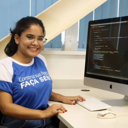 Com mercado da tecnologia em expansão, SENAI oferta curso gratuito de Programador FullStack em Paraíso do Tocantins