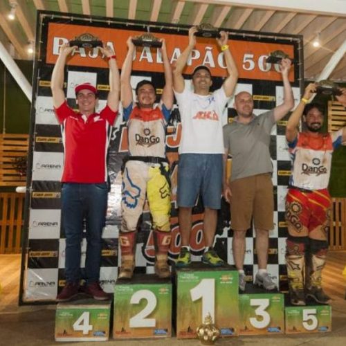 Shopping da Capital sediou premiaÃÂ§ÃÂ£o do 4ÃÂº Rally Baja JalapÃÂ£o 500, na noite deste domingo