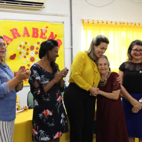 "Hoje ÃÂ© um dos dias mais felizes da minha gestÃÂ£o", destacou Cinthia Ribeiro em visita ÃÂ  Universidade da Maturidade