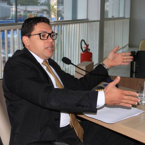 Ivanilson Marinho requer ao Governo do Estado que transforme Centro UniversitÃÂ¡rio UnirG em Universidade Regional de Gurupi