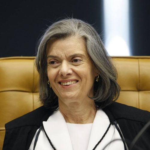 CÃÂ¡rmen LÃÂºcia assume a PresidÃªncia da RepÃÂºblica