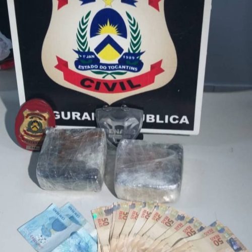 PolÃÂ­cia prende duas pessoas e apreende um quilo de crack e dinheiro em espÃÂ©cie em AraguaÃÂ­na