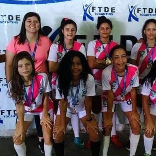 Equipe de GuaraÃÂ­ ÃÂ© campeÃÂ£ do Campeonato Feminino Escolar de Futsal