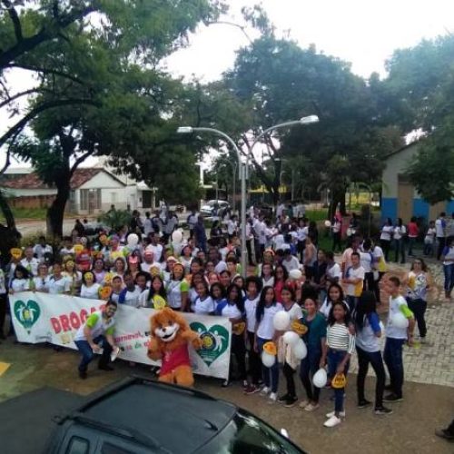 Caminhada da Paz abre a programaÃÂ§ÃÂ£o do DianoFolia 2020