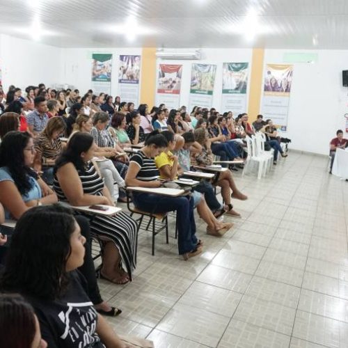 Educadores de GuaraÃÂ­ aprovam formaÃÂ§ÃÂ£o voltada para aceitaÃÂ§ÃÂ£o ao Transtorno Espectro Autista