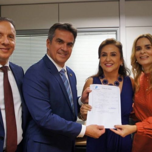 Ciro Nogueira filia KÃÂ¡tia Abreu no Progressistas e senadora passa a assumir legenda no Tocantins