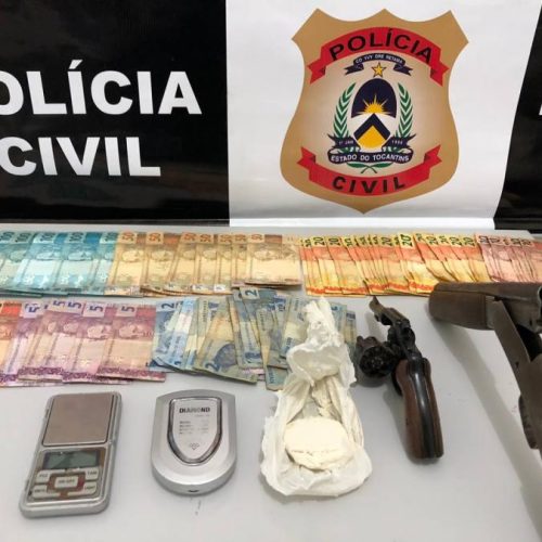 PolÃÂ­cia Civil apreende drogas, armas de fogo e prende trÃªs traficantes no interior do Estado