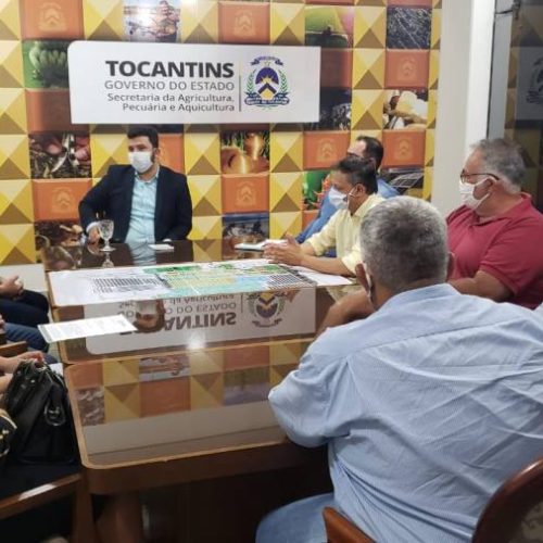 Governo do Tocantins e AssociaÃÂ§ÃÂ£o Comercial e TurÃÂ­stica do JalapÃÂ£o discutem aÃÂ§ÃÂµes para alavancar o desenvolvimento da regiÃÂ£o