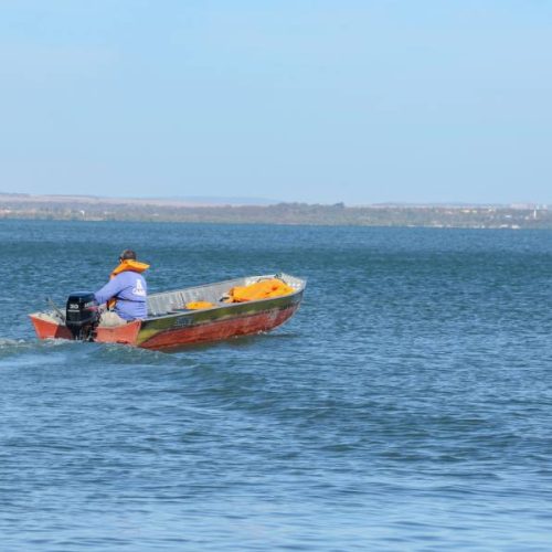 Bombeiros alertam usuÃÂ¡rios para fortes ventos e marolas no Lago de Palmas