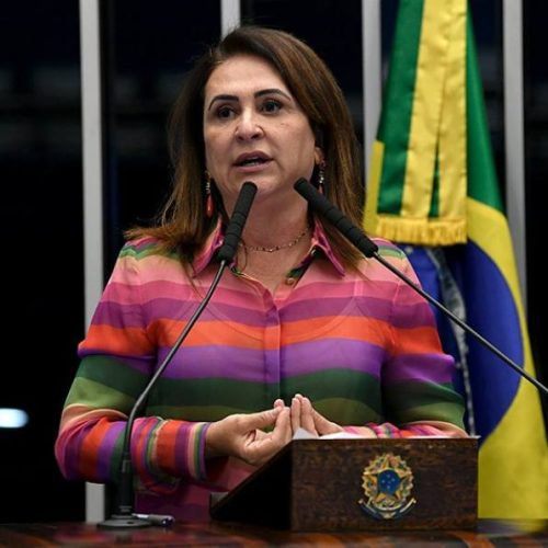 KÃÂ¡tia Abreu defende prorrogaÃÂ§ÃÂ£o do auxÃÂ­lio emergencial de R$ 600 atÃÂ© dezembro