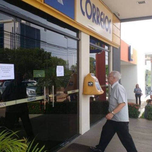 Servidores do Correios no Tocantins aderem ÃÂ  greve nacional e devem paralisar serviÃÂ§os; Sindicato cobra retorno de direitos trabalhistas