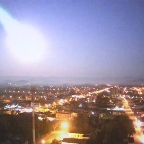 CÃÂ©u gaÃÂºcho fica iluminado apÃÂ³s queda de meteoro Ã¢ÂÂsuperbÃÂ³lidoÃ¢ÂÂ