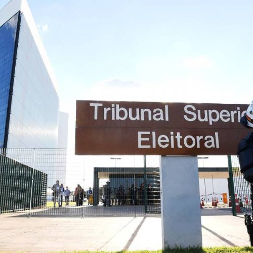 Prazo para substituiÃÂ§ÃÂ£o de candidatos termina nesta segunda-feira, 26